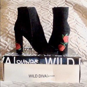 Wild Diva Suede Rose Printed Heel